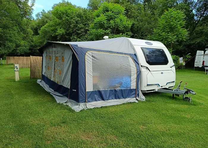 Camping Le Douzou